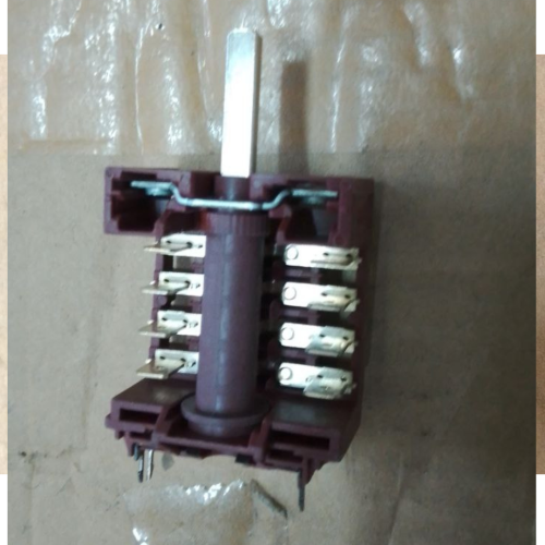 c  5456 Box No. 13   P2 _ Fagor Spares Conmutador - 12126921 KES4,500.00.png