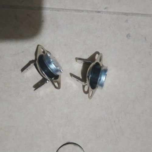 c Ghidini thermonstat 45B012. P3. B94  C5222  KES23,000