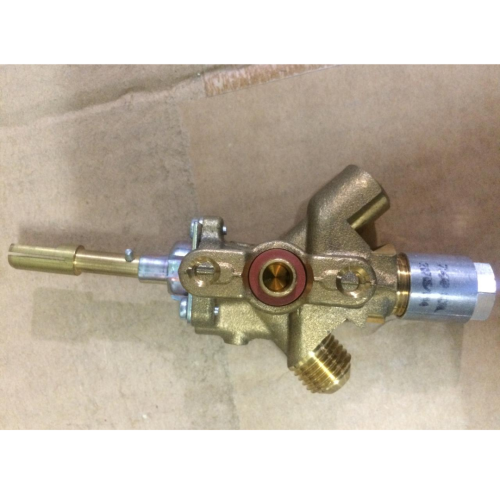 c  5875 (B) Box No. 3   P2  _ Fagor Spares Acal 20 705 Tap - 12009354 KES3,500.00.png