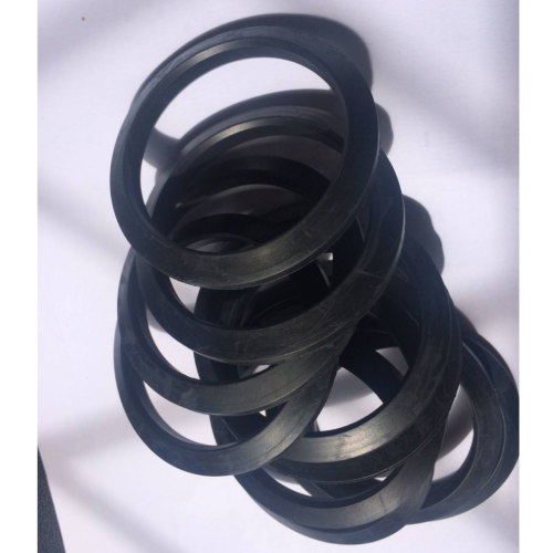 c Simonelli 2280020  3 Group - Black thick Rubber P50 B18 C4026, 4097 KES9,900